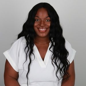 Meet your Posher, Lorretta